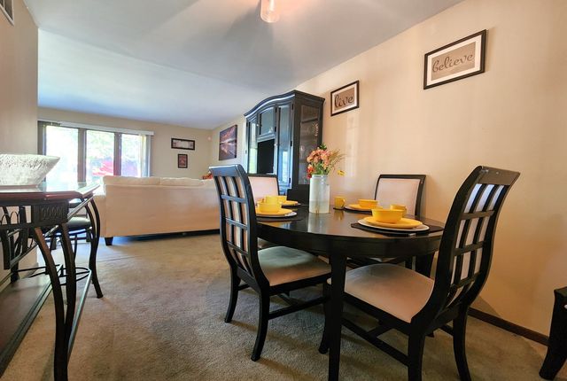 3461 S Manor Drive, Lansing, IL 60438