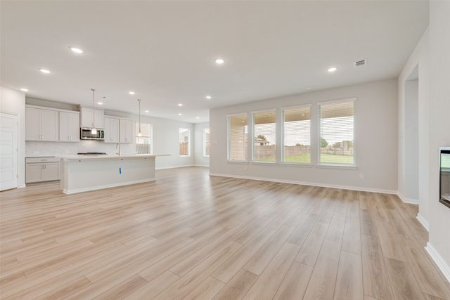 512 Marcus Lane, Crowley, TX 76036