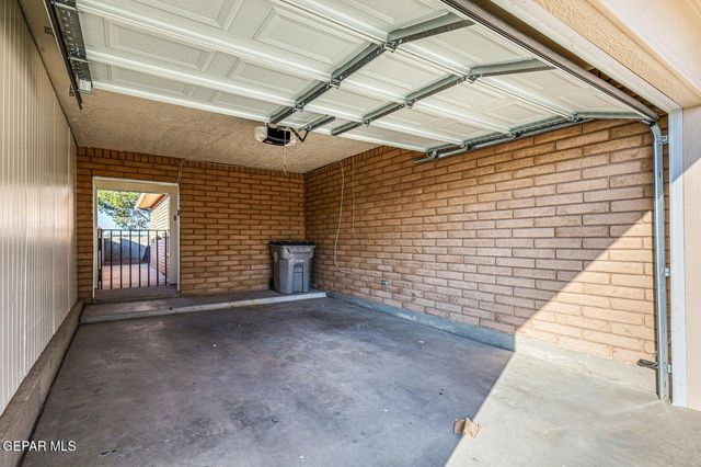 293 Atlantic Road B, El Paso, TX 79922