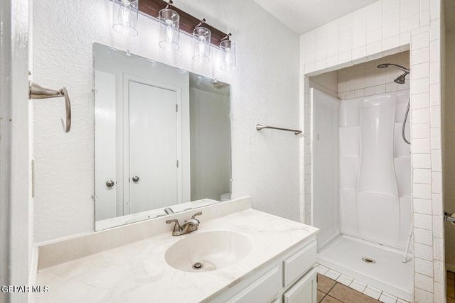 293 Atlantic Road B, El Paso, TX 79922