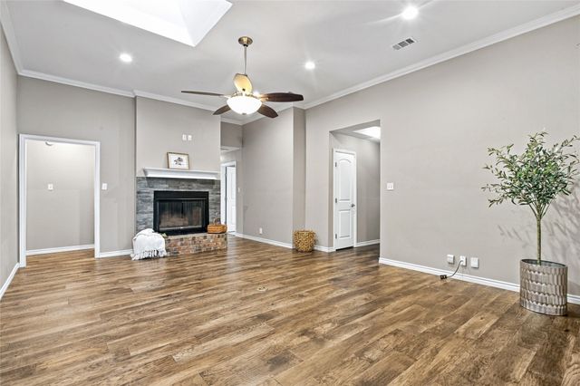 2708 Citadel Drive, Arlington, TX 76012
