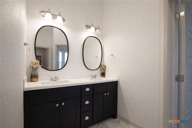 403 Brushy Creek, Victoria, TX 77904