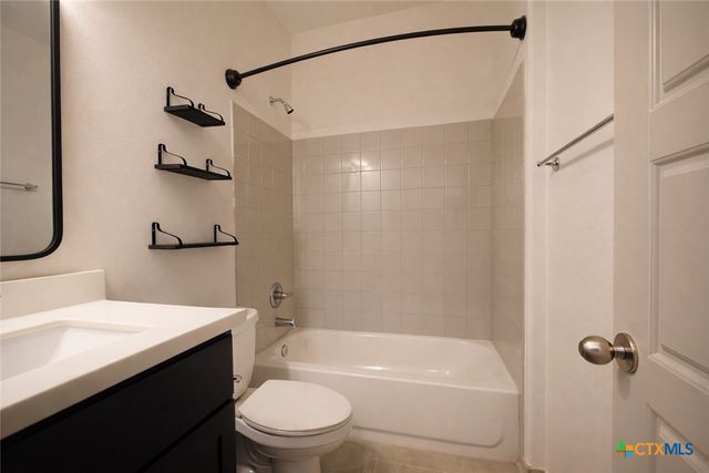 403 Brushy Creek, Victoria, TX 77904