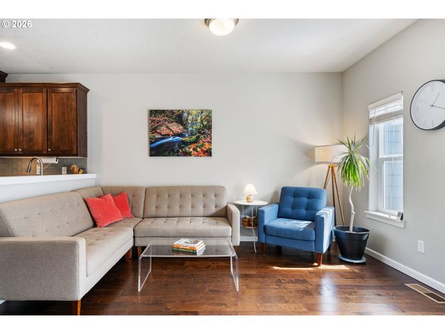 17408 Sw CHRIS St, Beaverton, OR 97078