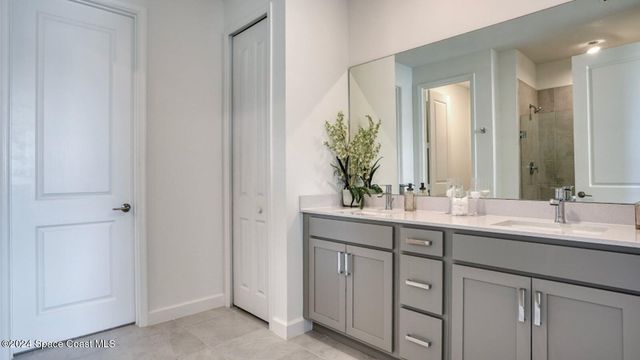 2344 Majorelle Drive NW, Palm Bay, FL 32907