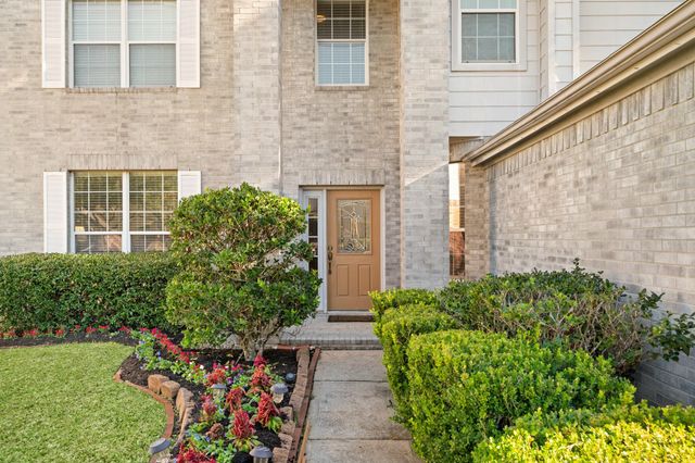 5511 Gable Meadows Drive, Sugar Land, TX 77479