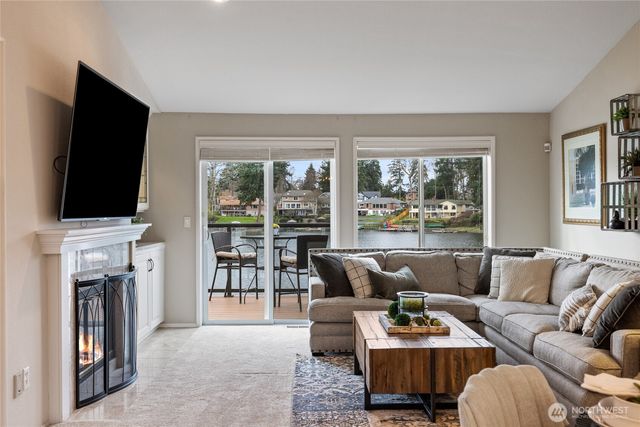 7336 Steilacoom Boulevard SW, Lakewood, WA 98499