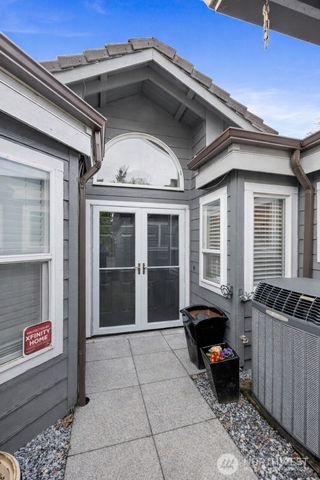 7336 Steilacoom Boulevard SW, Lakewood, WA 98499