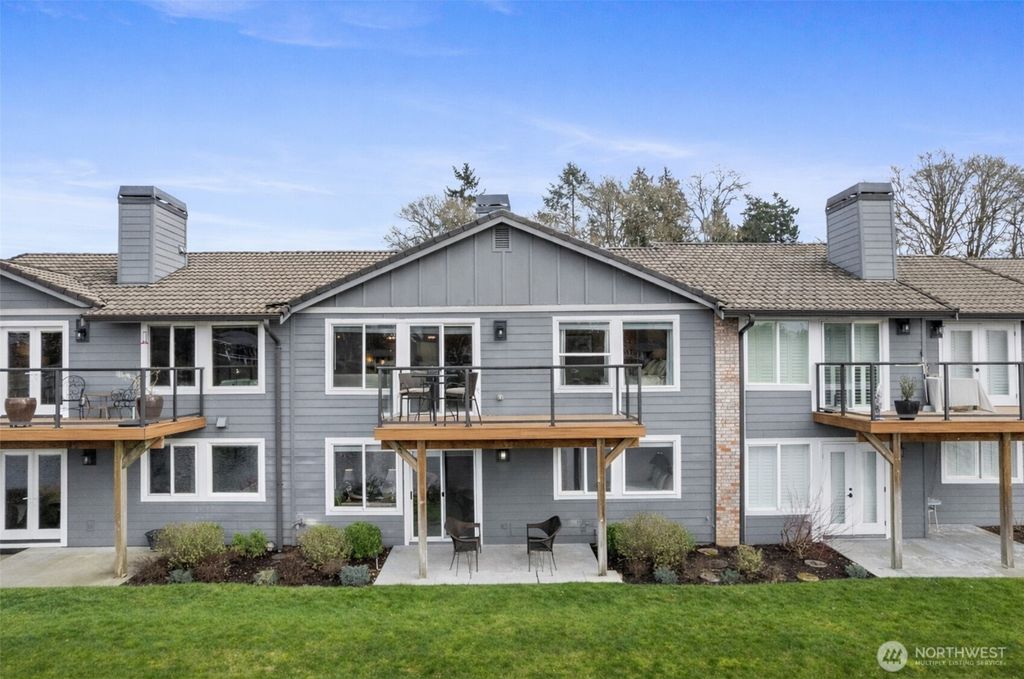 7336 Steilacoom Boulevard SW, Lakewood, WA 98499