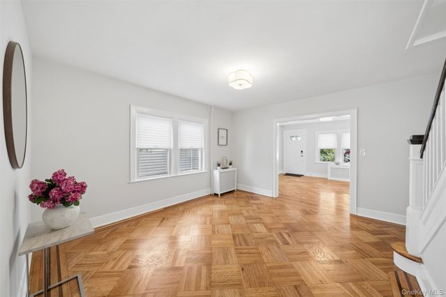 119-32 27th Avenue, Flushing, NY 11354