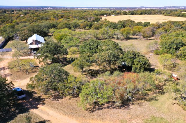 334 Cook Road, Jacksboro, TX 76458