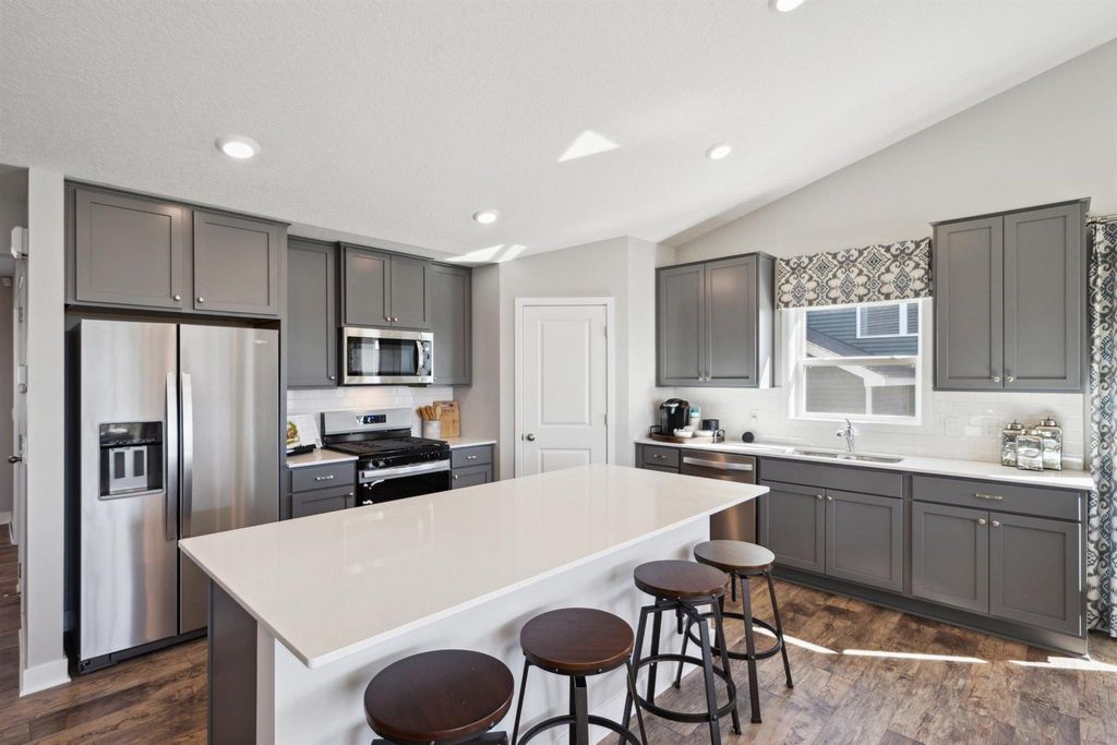 17420 Dulles Lane, Lakeville, MN 55044 — photo 2