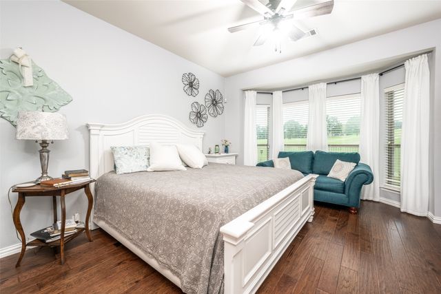 1506 Pine Hills Lane, Corinth, TX 76210