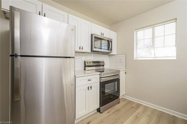 1724 Hertford Street, Greensboro, NC 27403