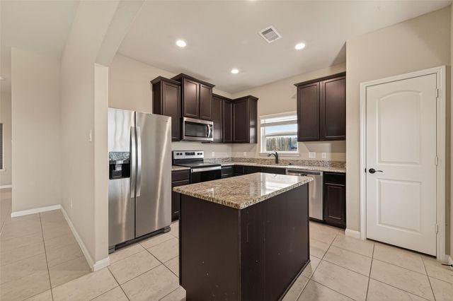 21218 Echo Manor Drive, Hockley, TX 77447