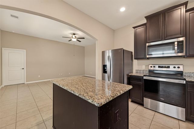 21218 Echo Manor Drive, Hockley, TX 77447