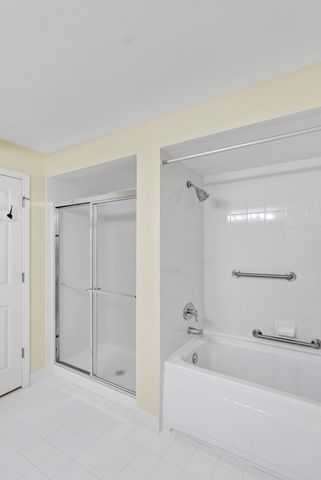 59 S Hale Street 402, Palatine, IL 60067