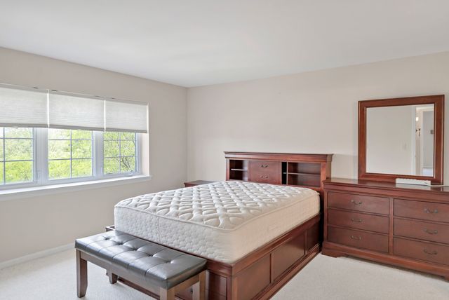 59 S Hale Street 402, Palatine, IL 60067