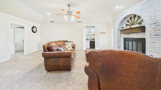 2115 Rice Drive, Levelland, TX 79336