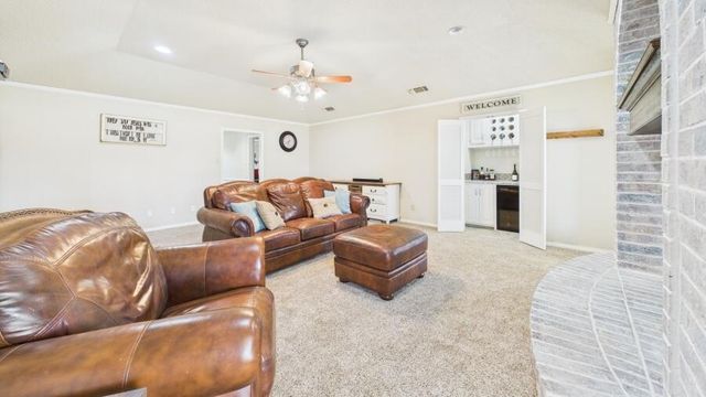 2115 Rice Drive, Levelland, TX 79336