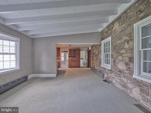 6161 MECHANICSVILLE RD, Mechanicsville, PA 18934