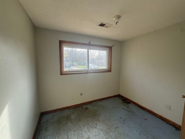 256 DELTA RD, Memphis, TN 38109