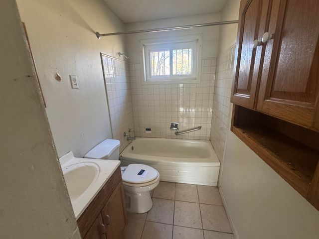 256 DELTA RD, Memphis, TN 38109