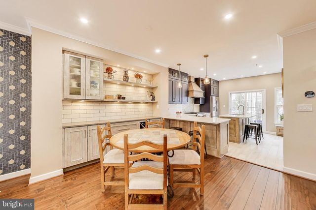 814 CAPITOL SQUARE PL SW, Washington, DC 20024