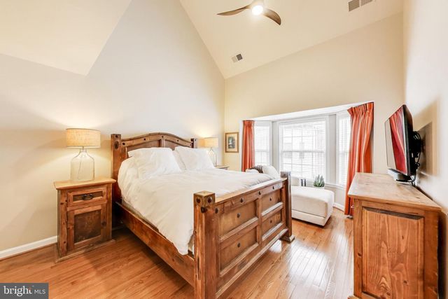 814 CAPITOL SQUARE PL SW, Washington, DC 20024