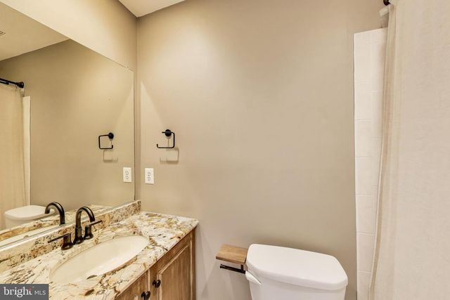 814 CAPITOL SQUARE PL SW, Washington, DC 20024