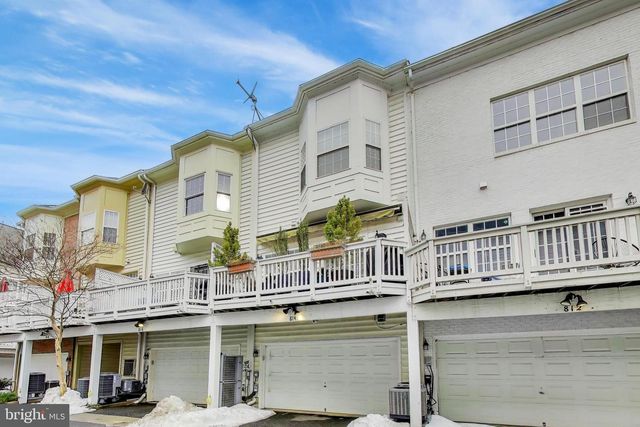 814 CAPITOL SQUARE PL SW, Washington, DC 20024