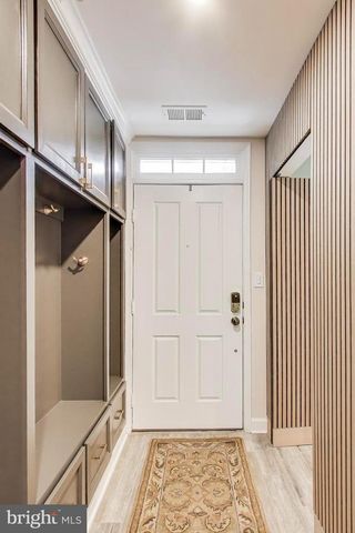 814 CAPITOL SQUARE PL SW, Washington, DC 20024