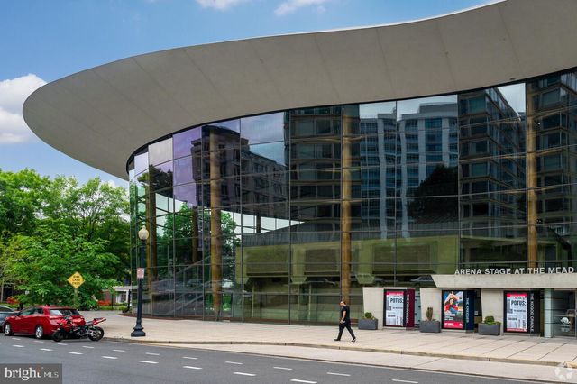 814 CAPITOL SQUARE PL SW, Washington, DC 20024