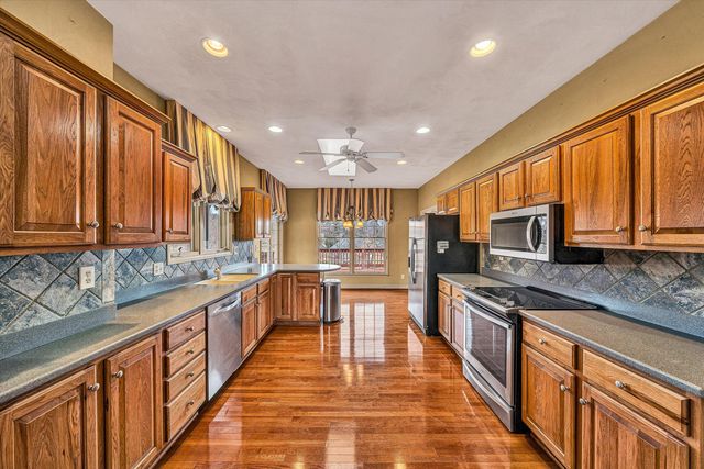 3723 Renfield RD, Roanoke, VA 24018