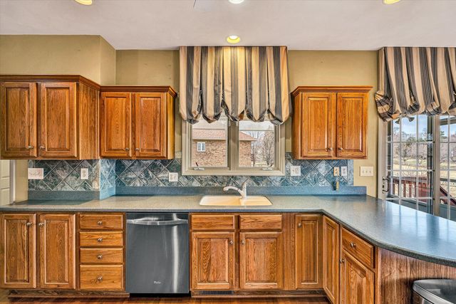 3723 Renfield RD, Roanoke, VA 24018