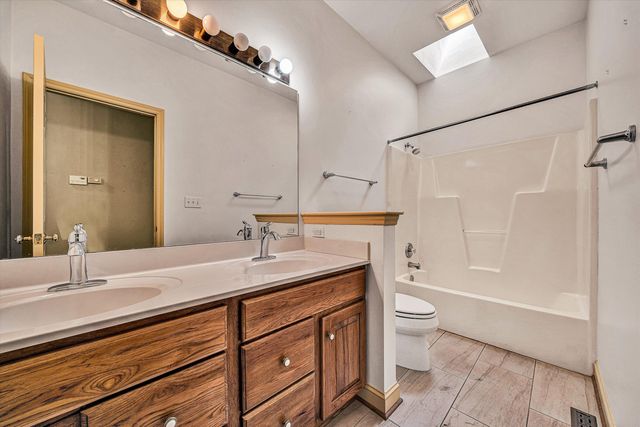 3723 Renfield RD, Roanoke, VA 24018