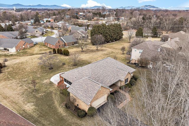 3723 Renfield RD, Roanoke, VA 24018