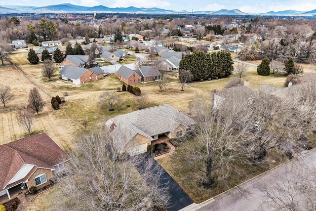 3723 Renfield RD, Roanoke, VA 24018