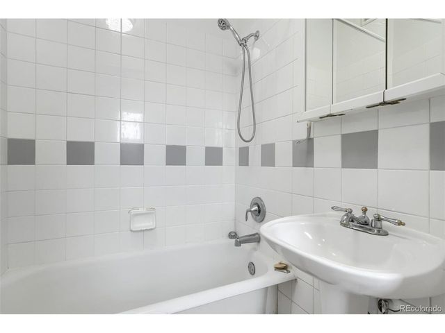 1351 N Washington St 22, Denver, CO 80203