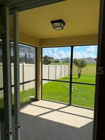 275 LAKE LUCERNE WAY, Winter Haven, FL 33881