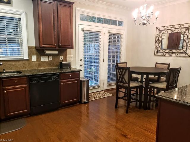 726 Sterling Brooke Court, Winston-salem, NC 27103