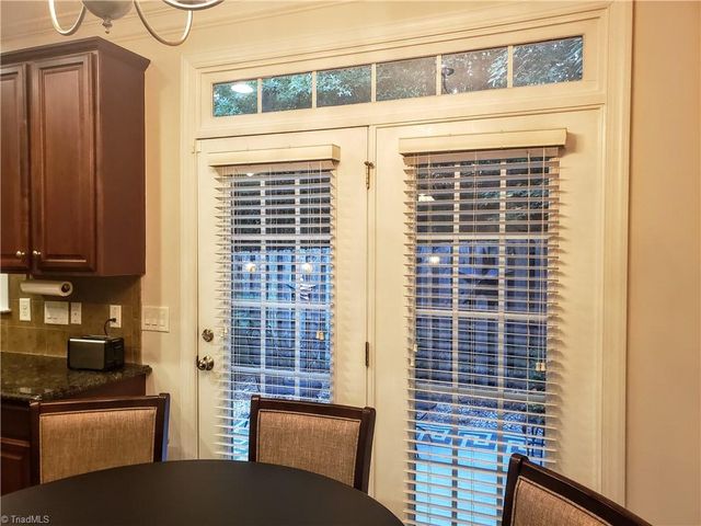 726 Sterling Brooke Court, Winston-salem, NC 27103