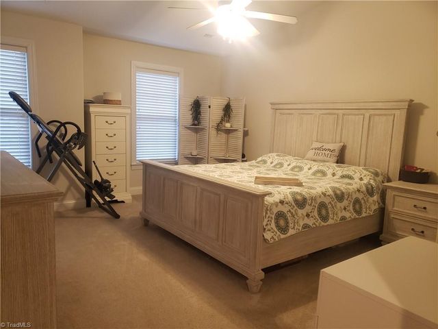 726 Sterling Brooke Court, Winston-salem, NC 27103