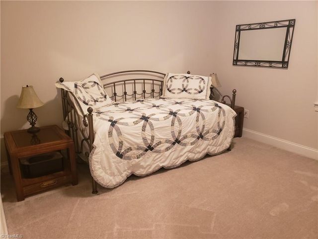 726 Sterling Brooke Court, Winston-salem, NC 27103