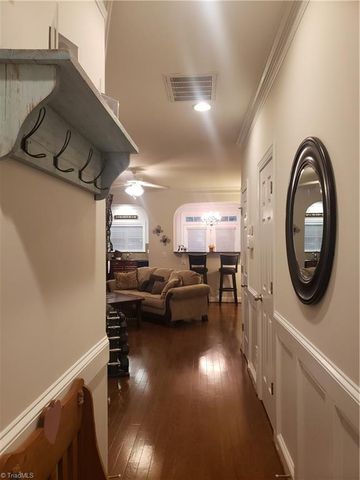726 Sterling Brooke Court, Winston-salem, NC 27103