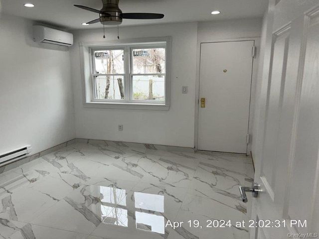 730 E 217 Street 1, Bronx, NY 10467