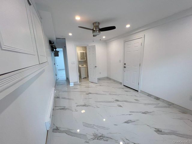 730 E 217 Street 1, Bronx, NY 10467