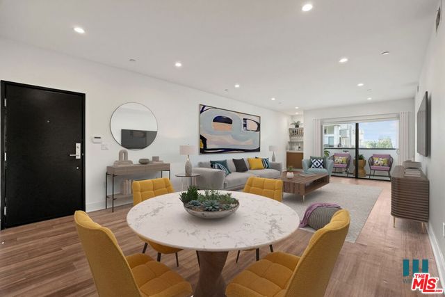 2250 Fox Hills 305, Los Angeles, CA 90064