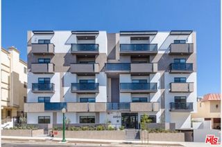2250 Fox Hills 305, Los Angeles, CA 90064