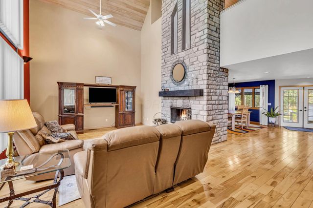 5830 Houchard Road, Dublin, OH 43016